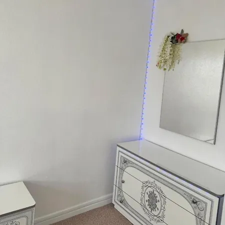 4 Pieces Apartment