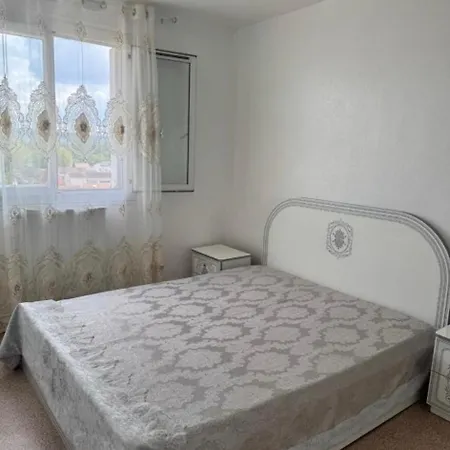 4 Pieces Apartment *